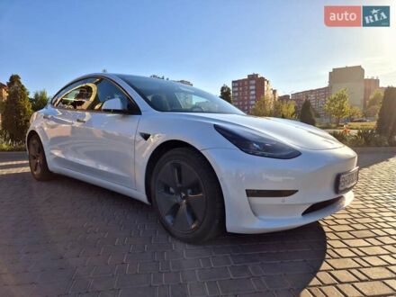 Тесла Модель 3 2021 в Одессе на Automoto.ua Белый Тесла Модель 3, объемом двигателя 0 л и пробегом 55 тыс. км за 21500 $, фото 1 на Automoto.ua
