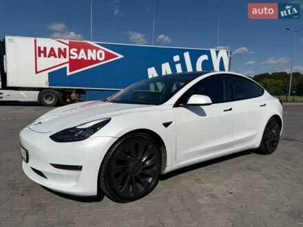 Белый Тесла Модель 3, объемом двигателя 0 л и пробегом 118 тыс. км за 24900 $, фото 1 на Automoto.ua
