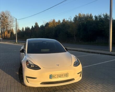 Белый Тесла Модель 3, объемом двигателя 0 л и пробегом 1 тыс. км за 23500 $, фото 1 на Automoto.ua