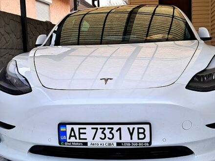 Белый Тесла Модель 3, объемом двигателя 0 л и пробегом 7300 тыс. км за 22500 $, фото 1 на Automoto.ua