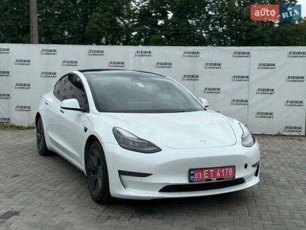 Тесла Модель 3 2022 у Луцьку на Automoto.ua Білий Тесла Модель 3, об'ємом двигуна 0 л та пробігом 112 тис. км за 16500 $, фото 1 на Automoto.ua