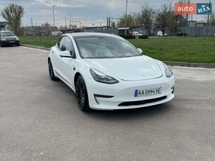 Белый Тесла Модель 3, объемом двигателя 0 л и пробегом 64 тыс. км за 20899 $, фото 1 на Automoto.ua