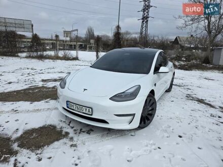 Белый Тесла Модель 3, объемом двигателя 0 л и пробегом 46 тыс. км за 24800 $, фото 1 на Automoto.ua