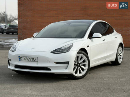 Білий Тесла Модель 3, об'ємом двигуна 0 л та пробігом 48 тис. км за 22900 $, фото 1 на Automoto.ua