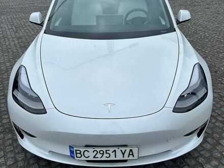 Тесла Модель 3 2022 в Львове на Automoto.ua Белый Тесла Модель 3, объемом двигателя 0 л и пробегом 21 тыс. км за 30900 $, фото 1 на Automoto.ua