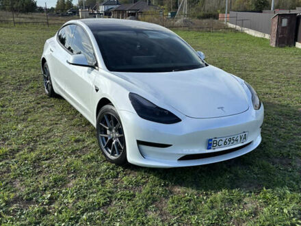 Тесла Модель 3 2022 в Львове на Automoto.ua Белый Тесла Модель 3, объемом двигателя 0 л и пробегом 6 тыс. км за 22000 $, фото 1 на Automoto.ua