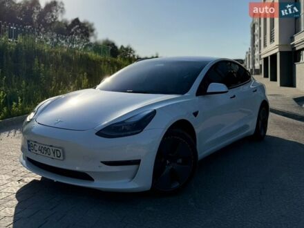 Білий Тесла Модель 3, об'ємом двигуна 0 л та пробігом 38 тис. км за 18500 $, фото 1 на Automoto.ua