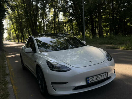 Тесла Модель 3 2022 в Черновцах на Automoto.ua Белый Тесла Модель 3, объемом двигателя 0 л и пробегом 67 тыс. км за 19000 $, фото 1 на Automoto.ua