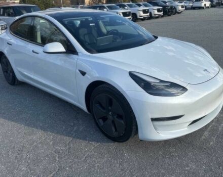 Білий Тесла Модель 3, об'ємом двигуна 0 л та пробігом 15 тис. км за 17600 $, фото 1 на Automoto.ua