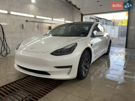Білий Тесла Модель 3, об'ємом двигуна 0 л та пробігом 163 тис. км за 24000 $, фото 1 на Automoto.ua