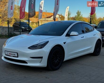 Білий Тесла Модель 3, об'ємом двигуна 0 л та пробігом 155 тис. км за 20655 $, фото 1 на Automoto.ua