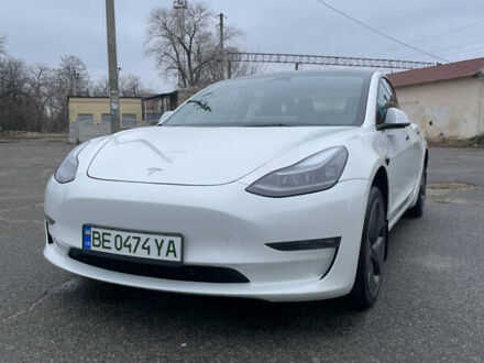 Тесла Модель 3 2022 у Вознесенске на Automoto.ua Білий Тесла Модель 3, об'ємом двигуна 0 л та пробігом 91 тис. км за 19700 $, фото 1 на Automoto.ua