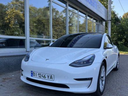 Тесла Модель 3 2022 у Полтаві на Automoto.ua Білий Тесла Модель 3, об'ємом двигуна 0 л та пробігом 55 тис. км за 22700 $, фото 1 на Automoto.ua