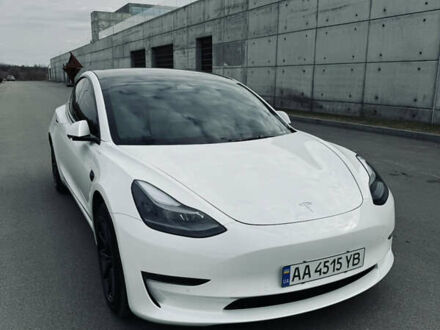 Білий Тесла Модель 3, об'ємом двигуна 0 л та пробігом 26 тис. км за 25900 $, фото 1 на Automoto.ua