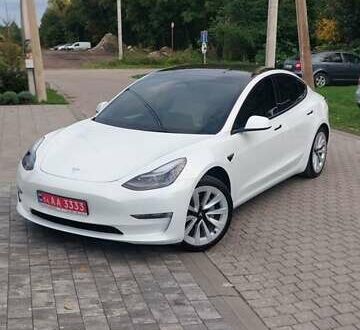 Білий Тесла Модель 3, об'ємом двигуна 0 л та пробігом 35 тис. км за 21800 $, фото 1 на Automoto.ua