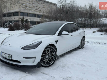 Білий Тесла Модель 3, об'ємом двигуна 0 л та пробігом 74 тис. км за 21800 $, фото 1 на Automoto.ua
