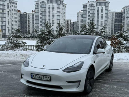 Білий Тесла Модель 3, об'ємом двигуна 0 л та пробігом 70 тис. км за 19000 $, фото 1 на Automoto.ua