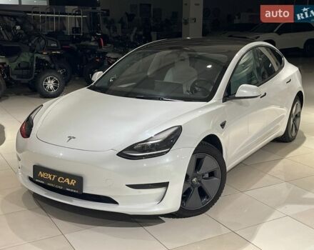 Белый Тесла Модель 3, объемом двигателя 0 л и пробегом 63 тыс. км за 23900 $, фото 1 на Automoto.ua