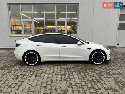 Білий Тесла Модель 3, об'ємом двигуна 0 л та пробігом 81 тис. км за 24950 $, фото 1 на Automoto.ua