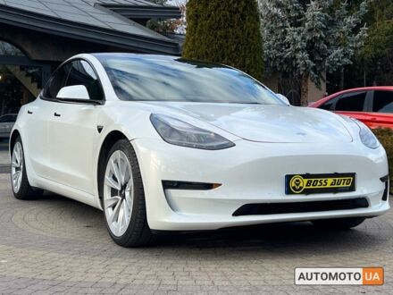 Тесла Модель 3 2022 у Львові на Automoto.ua Білий Тесла Модель 3, об'ємом двигуна 82 л та пробігом 47 тис. км за 30600 $, фото 1 на Automoto.ua