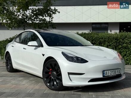 Тесла Модель 3 2022 у Києві на Automoto.ua Білий Тесла Модель 3, об'ємом двигуна 0 л та пробігом 65 тис. км за 34500 $, фото 1 на Automoto.ua