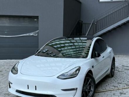 Білий Тесла Модель 3, об'ємом двигуна 0 л та пробігом 149 тис. км за 17200 $, фото 1 на Automoto.ua