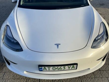 Белый Тесла Модель 3, объемом двигателя 0 л и пробегом 63 тыс. км за 25500 $, фото 1 на Automoto.ua