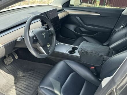 Білий Тесла Модель 3, об'ємом двигуна 0 л та пробігом 80 тис. км за 21700 $, фото 1 на Automoto.ua