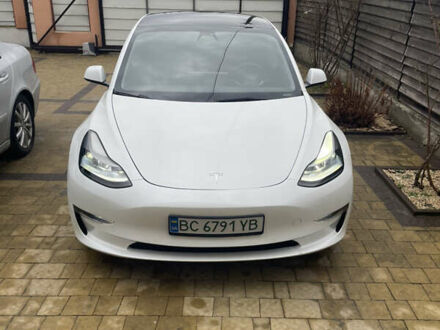 Тесла Модель 3 2022 у Львові на Automoto.ua Білий Тесла Модель 3, об'ємом двигуна 0 л та пробігом 50 тис. км за 22900 $, фото 1 на Automoto.ua