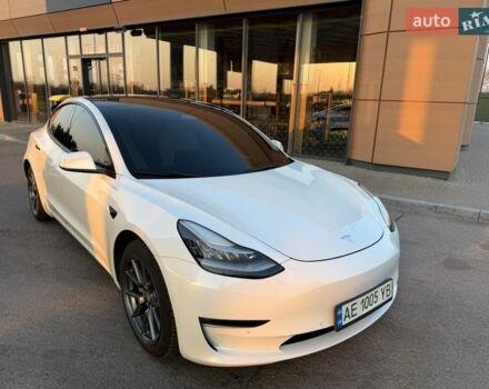Белый Тесла Модель 3, объемом двигателя 0 л и пробегом 38 тыс. км за 21999 $, фото 1 на Automoto.ua