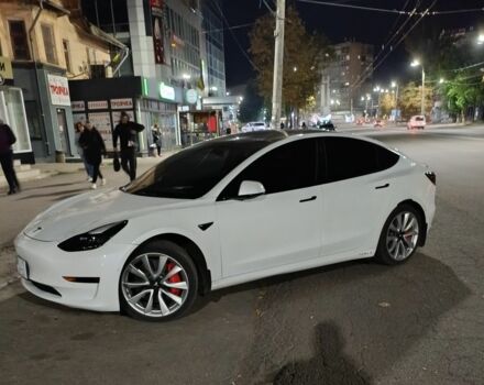 Белый Тесла Модель 3, объемом двигателя 0 л и пробегом 100 тыс. км за 23500 $, фото 1 на Automoto.ua