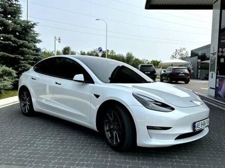 Тесла Модель 3 2022 у Дніпро (Дніпропетровську) на Automoto.ua Білий Тесла Модель 3, об'ємом двигуна 0 л та пробігом 44 тис. км за 23950 $, фото 1 на Automoto.ua