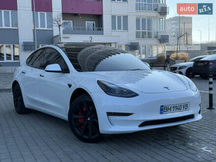 Белый Тесла Модель 3, объемом двигателя 0 л и пробегом 20 тыс. км за 20900 $, фото 1 на Automoto.ua