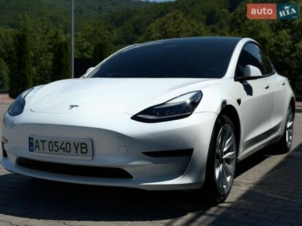 Білий Тесла Модель 3, об'ємом двигуна 0 л та пробігом 36 тис. км за 25700 $, фото 1 на Automoto.ua