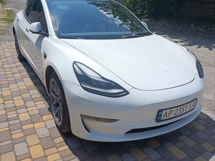 Білий Тесла Модель 3, об'ємом двигуна 0 л та пробігом 126 тис. км за 19000 $, фото 1 на Automoto.ua