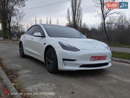 Белый Тесла Модель 3, объемом двигателя 0 л и пробегом 74 тыс. км за 17900 $, фото 1 на Automoto.ua