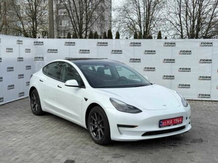 Тесла Модель 3 2023 у Луцьку на Automoto.ua Білий Тесла Модель 3, об'ємом двигуна 0 л та пробігом 59 тис. км за 16900 $, фото 1 на Automoto.ua