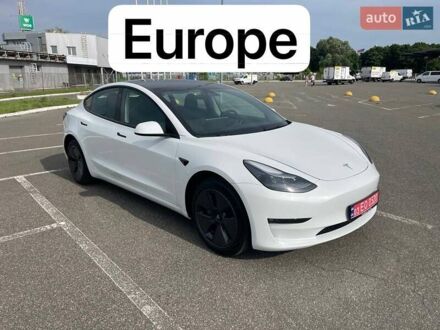 Тесла Модель 3 2023 в Киеве на Automoto.ua Белый Тесла Модель 3, объемом двигателя 0 л и пробегом 42 тыс. км за 26500 $, фото 1 на Automoto.ua
