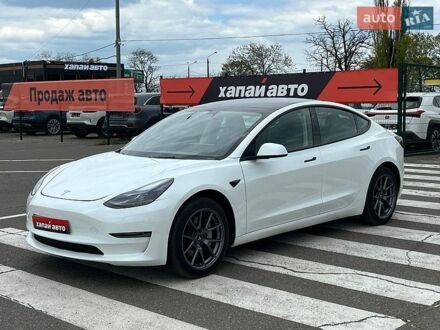 Белый Тесла Модель 3, объемом двигателя 0 л и пробегом 38 тыс. км за 21500 $, фото 1 на Automoto.ua