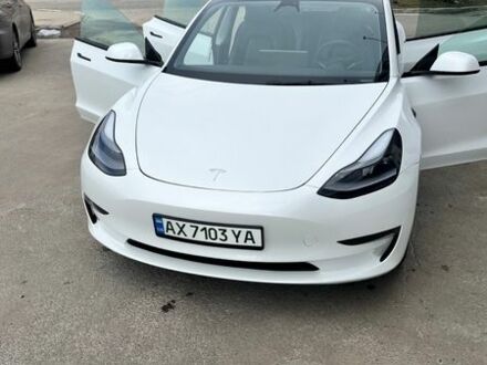 Белый Тесла Модель 3, объемом двигателя 0 л и пробегом 23 тыс. км за 21500 $, фото 1 на Automoto.ua