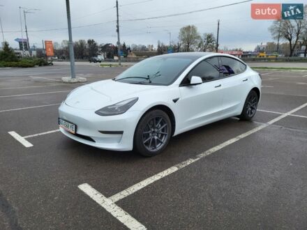 Білий Тесла Модель 3, об'ємом двигуна 0 л та пробігом 26 тис. км за 25000 $, фото 1 на Automoto.ua