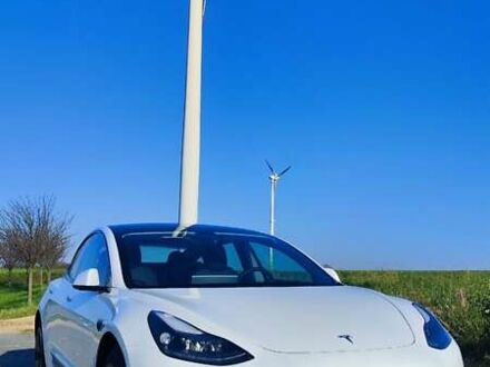 Тесла Модель 3 2023 у Чернівцях на Automoto.ua Білий Тесла Модель 3, об'ємом двигуна 0 л та пробігом 5 тис. км за 43097 $, фото 1 на Automoto.ua