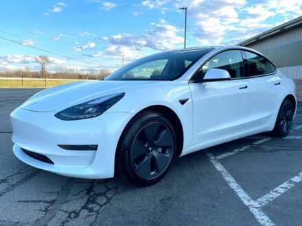 Тесла Модель 3 2023 в Чернигове на Automoto.ua Белый Тесла Модель 3, объемом двигателя 0 л и пробегом 10 тыс. км за 8700 $, фото 1 на Automoto.ua