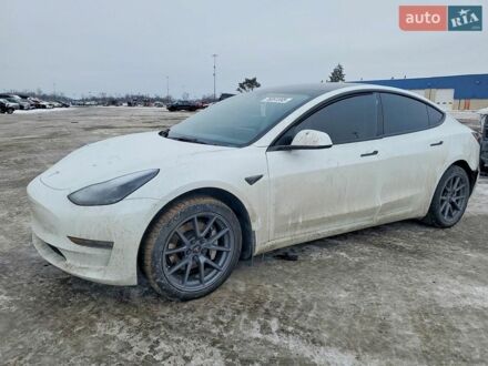 Белый Тесла Модель 3, объемом двигателя 0 л и пробегом 76 тыс. км за 8100 $, фото 1 на Automoto.ua