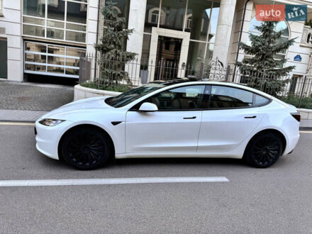 Белый Тесла Модель 3, объемом двигателя 0 л и пробегом 33 тыс. км за 33300 $, фото 1 на Automoto.ua