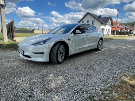 Білий Тесла Модель 3, об'ємом двигуна 0 л та пробігом 53 тис. км за 23000 $, фото 1 на Automoto.ua