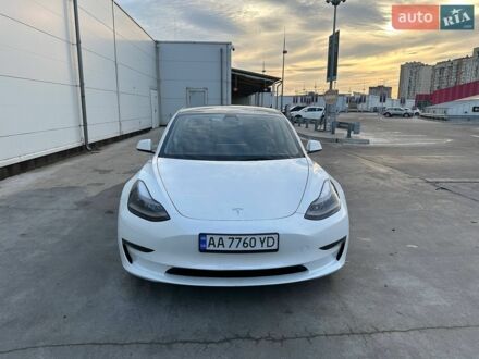 Белый Тесла Модель 3, объемом двигателя 0 л и пробегом 45 тыс. км за 25499 $, фото 1 на Automoto.ua