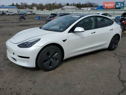 Білий Тесла Модель 3, об'ємом двигуна 0 л та пробігом 30 тис. км за 4500 $, фото 1 на Automoto.ua