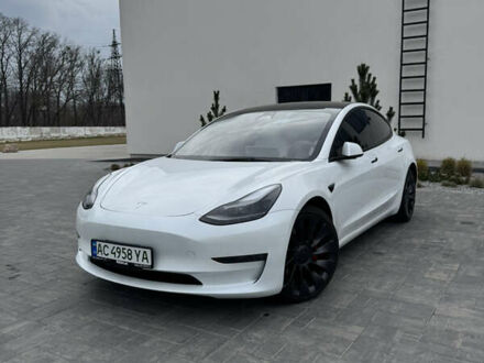 Тесла Модель 3 2023 у Луцьку на Automoto.ua Білий Тесла Модель 3, об'ємом двигуна 0 л та пробігом 20 тис. км за 27600 $, фото 1 на Automoto.ua
