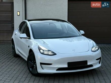 Белый Тесла Модель 3, объемом двигателя 0 л и пробегом 34 тыс. км за 18900 $, фото 1 на Automoto.ua